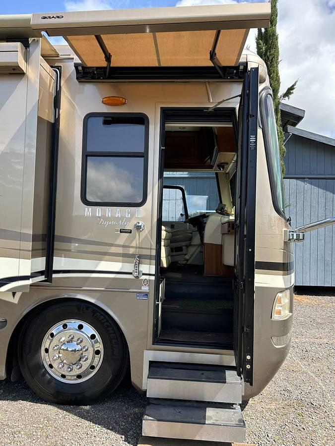 Used 2009 Monaco Dynasty Yorkshire IV