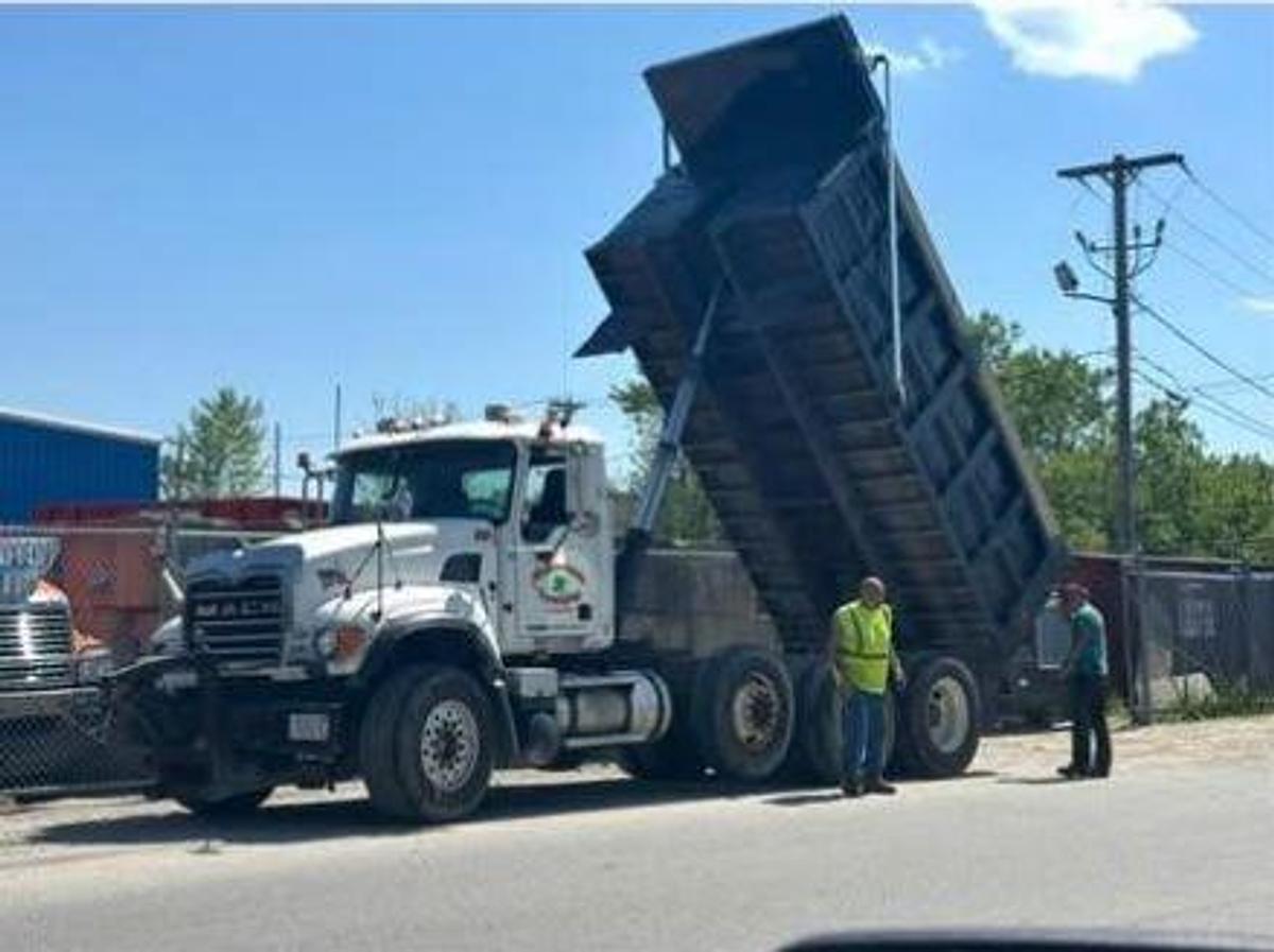 Used 2006 Mack Granite CV713
