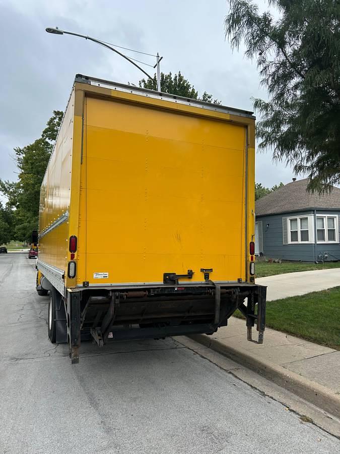 Used 2016 International 4300 – 26' Box Truck – 3,300 LB Liftgate – Allison Automatic – Air Ride