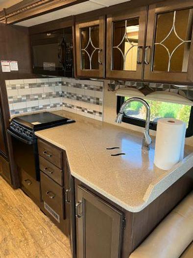 Used 2017 Thor Motor Coach Hurricane 29M