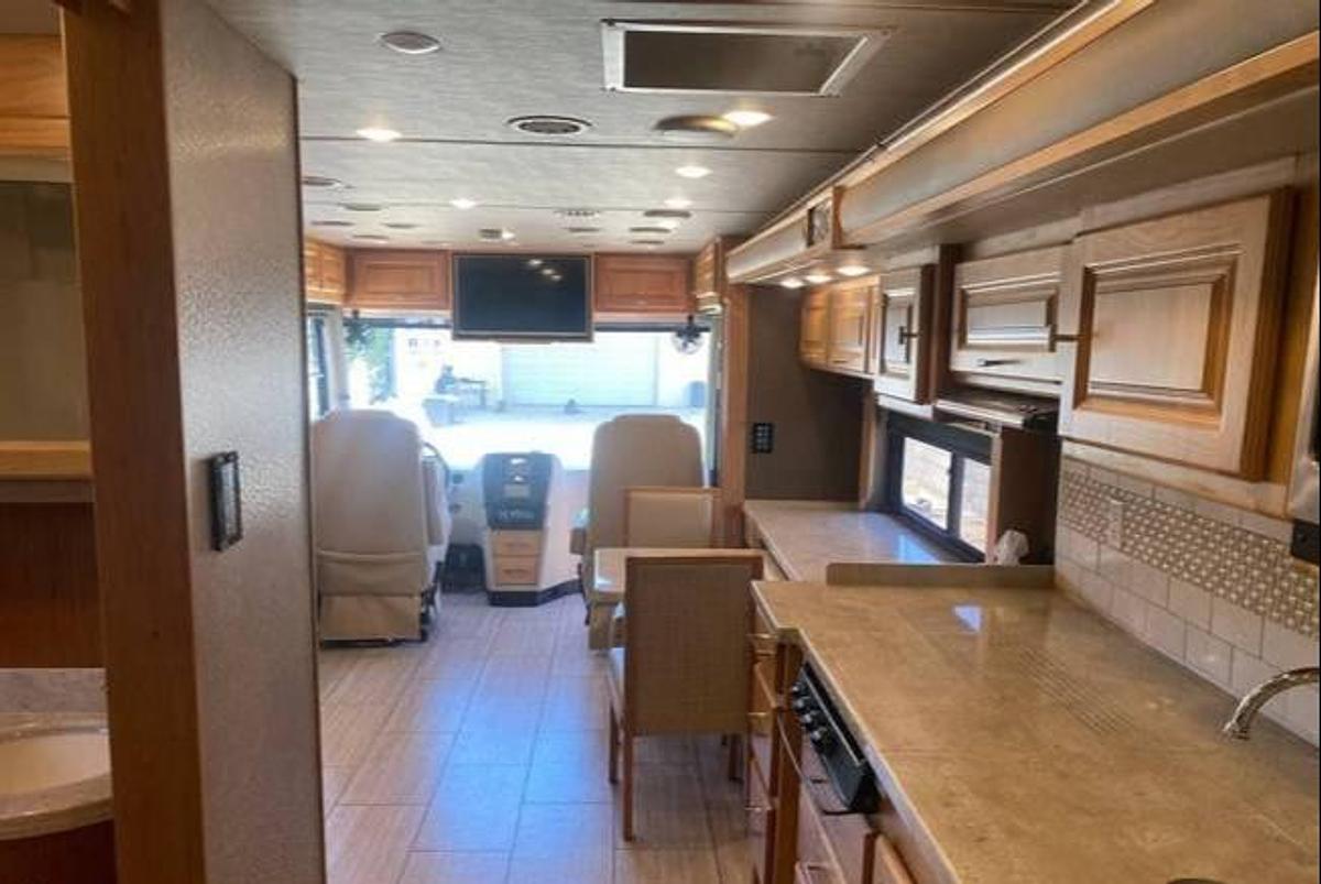 Used 2018 Tiffin Allegro Breeze 31BR Class A Motorhome