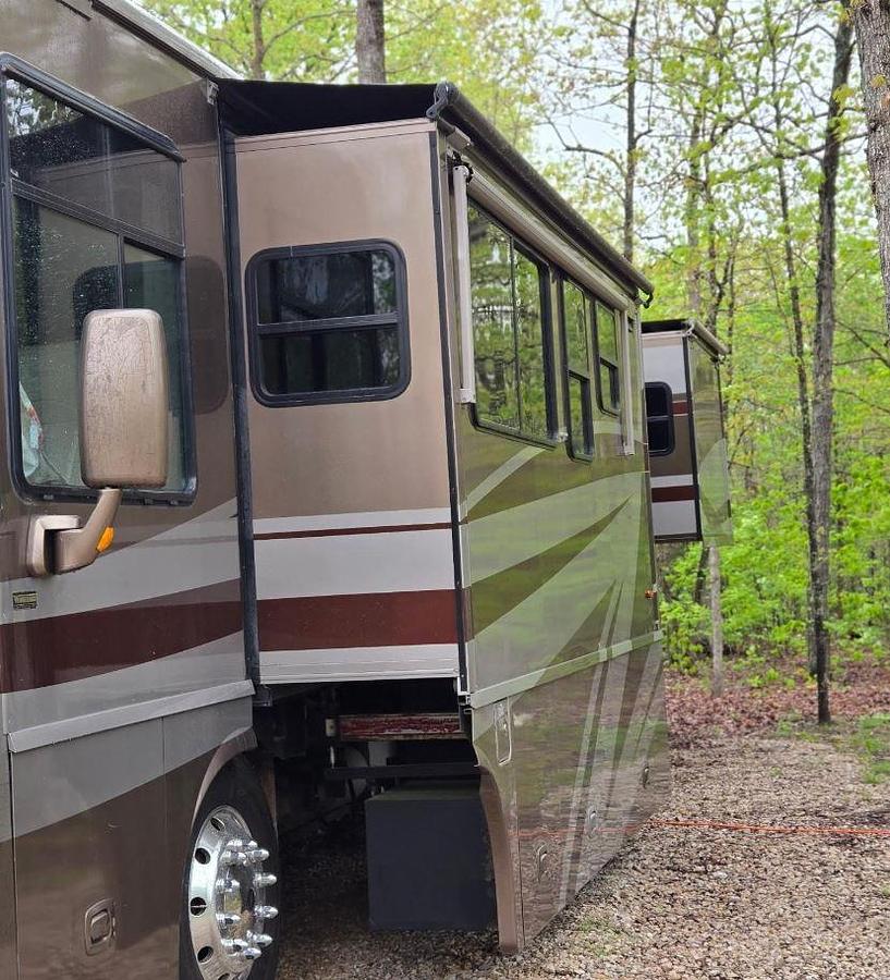 Used 2004 ITASCA HORIZON 36GD Class A Motorhome