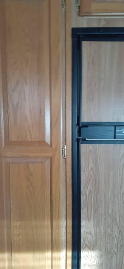 Used 2003 Featherlite 3 Horse Trailer w/LQ