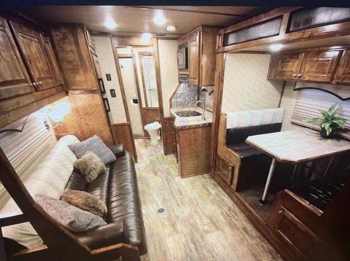 Used 2020 Twister 4 Horse Outlaw Conversion