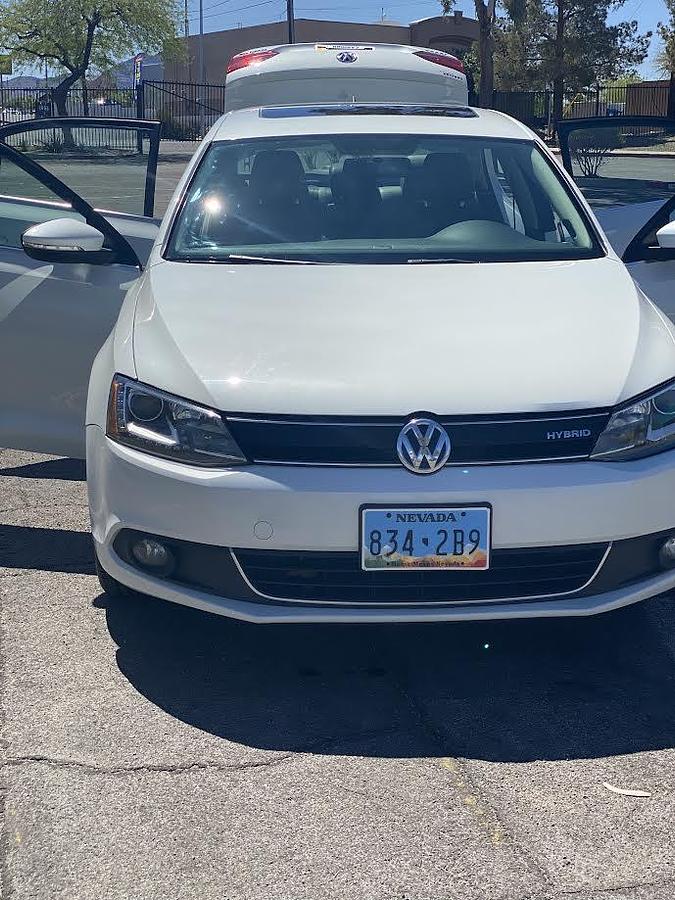 Used 2013 Volkswagen Jetta Hybrid SEL Premium