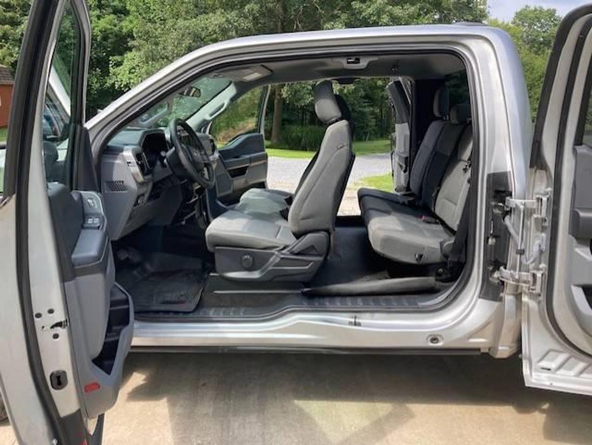 Used 2022 Ford F150 XLT Pickup Truck