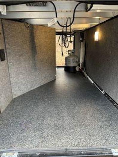 Used 2021 Vanleigh Vilano 320GK and 2017 Dodge RAM 3500