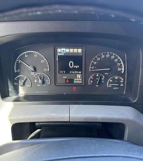 Used 2018 Freightliner CASCADIA 126