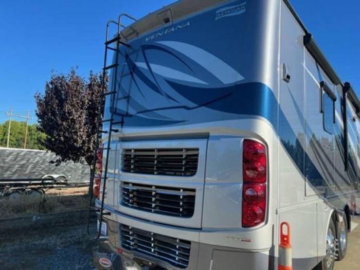 Used 2019 Newmar VENTANA 4054