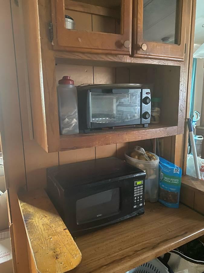 Used 1985 Mobile Home 18x75
