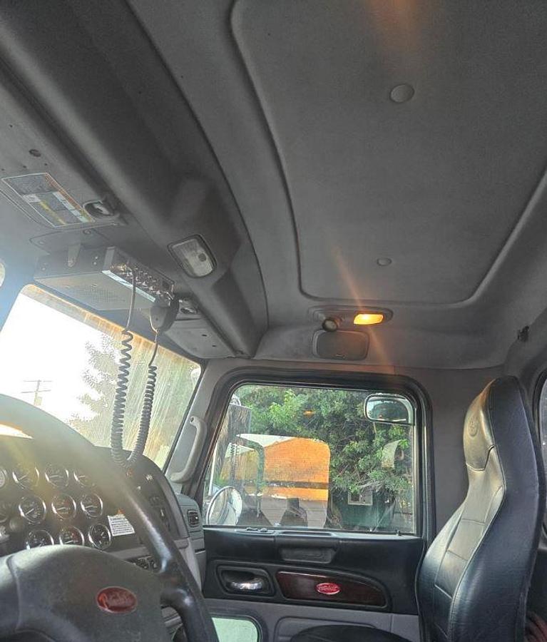 Used 2013 Peterbilt 386 Dump Truck