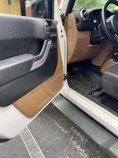 Used 2015 JEEP Wrangler Sahara Unlimited