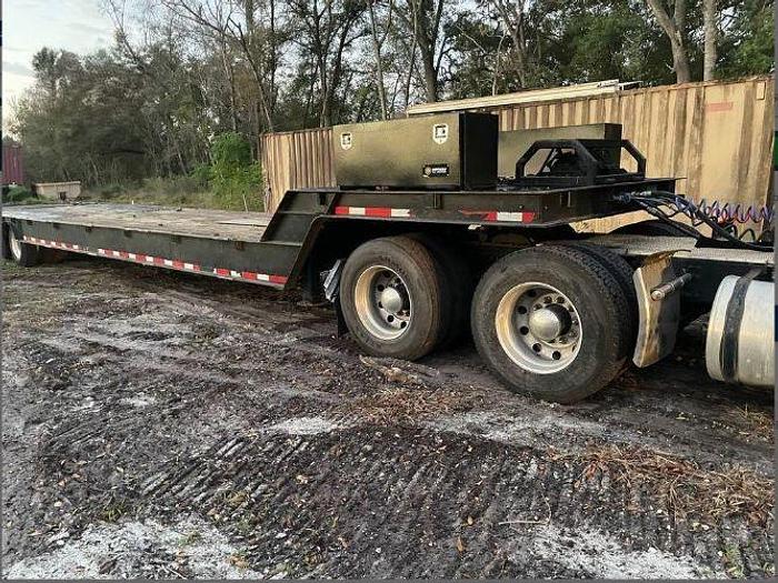 Used 2013 Mack Pinnacle CHU613