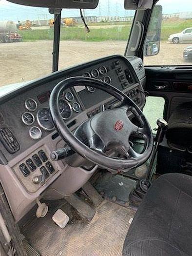 Used 2014 Peterbilt 384