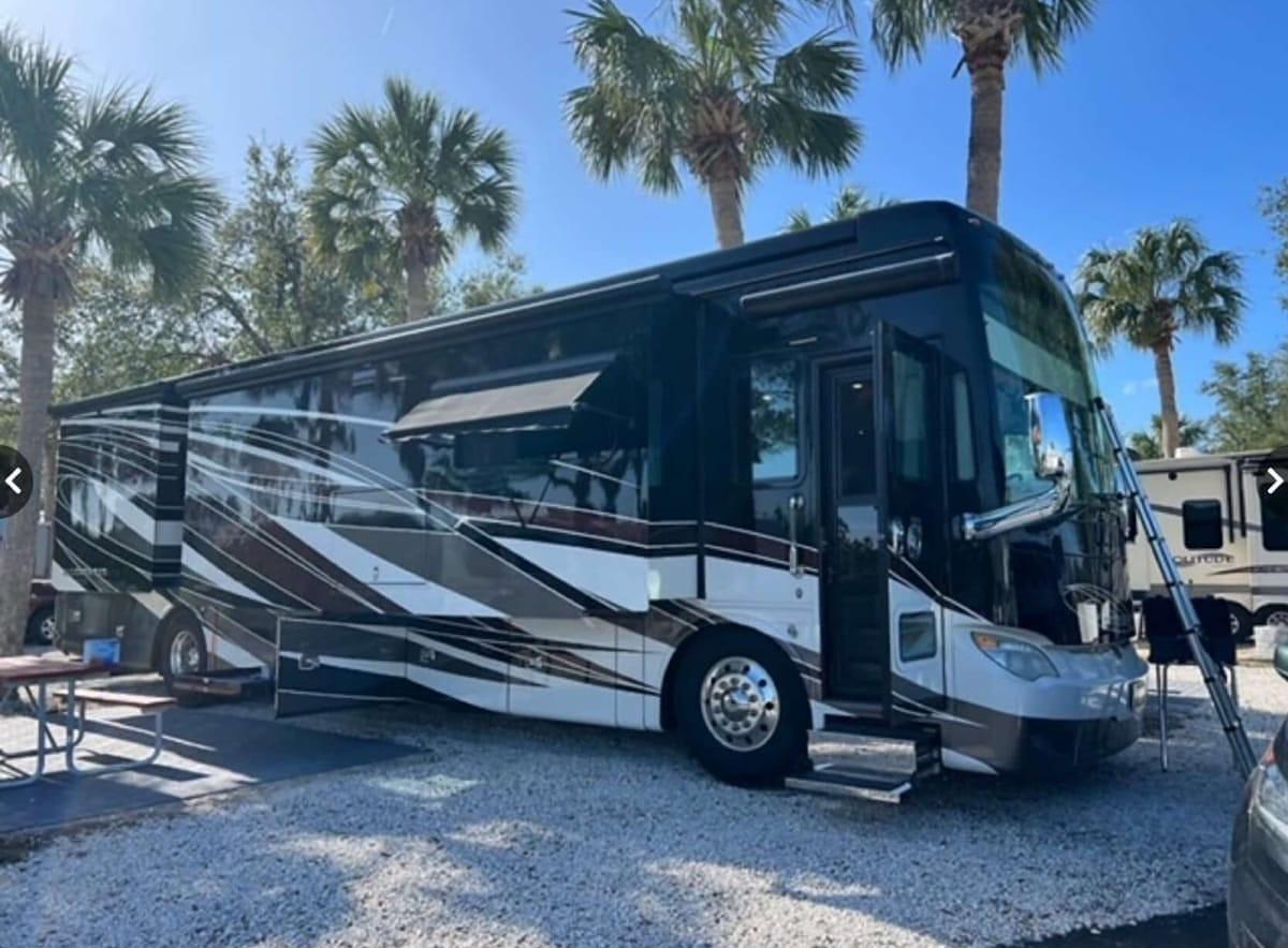 Used 2017 Tiffin Allegro Bus 40AP Class A Motorhome