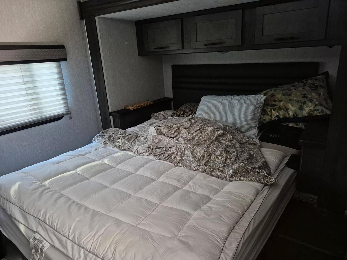 Used 2023 Coachmen Leprechaun 620DS Class C Motorhome