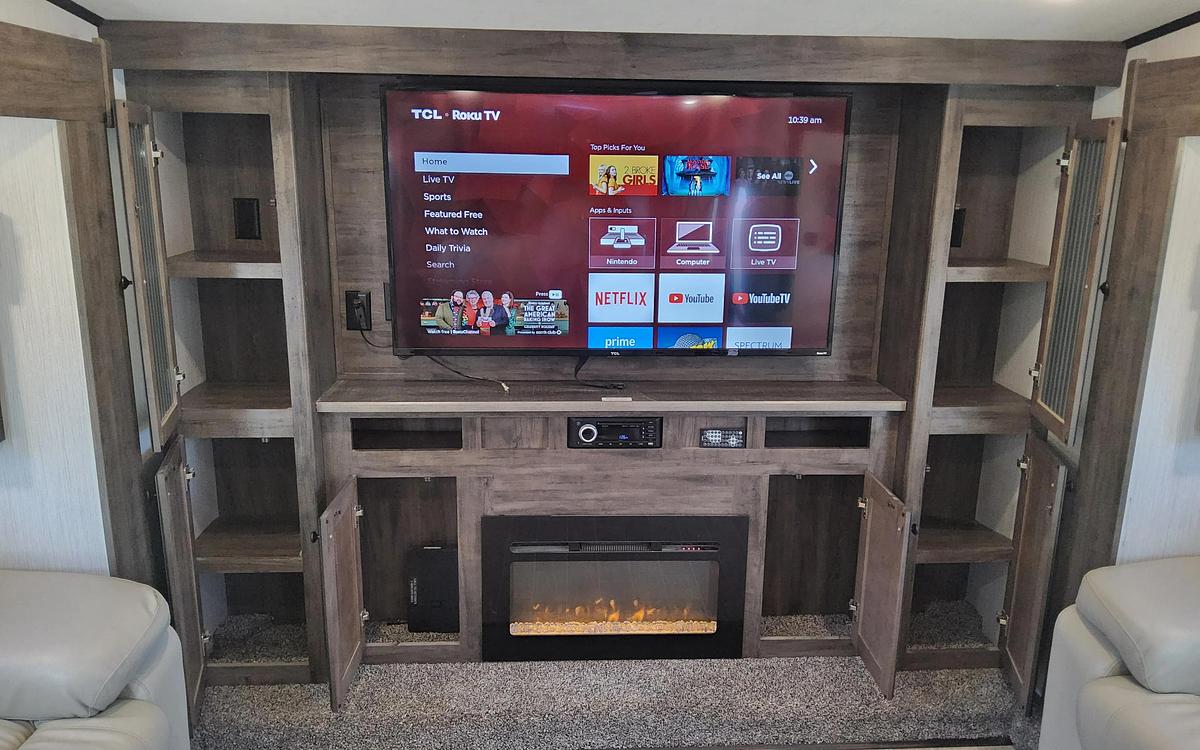 Used 2020 Heartland Bighorn Traveler 38FL Fifth Wheel