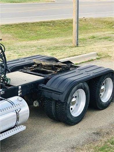 Used 2004 KENWORTH T800