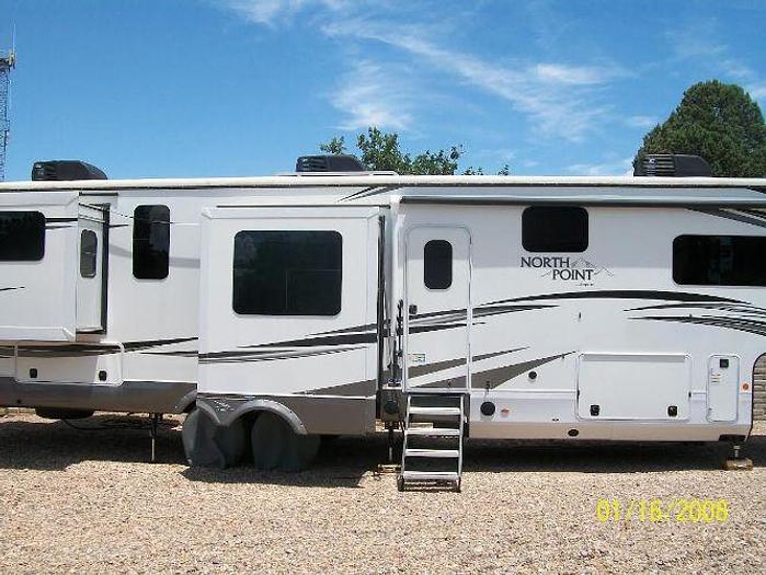 Used 2021 Jayco North Point 387RDFS