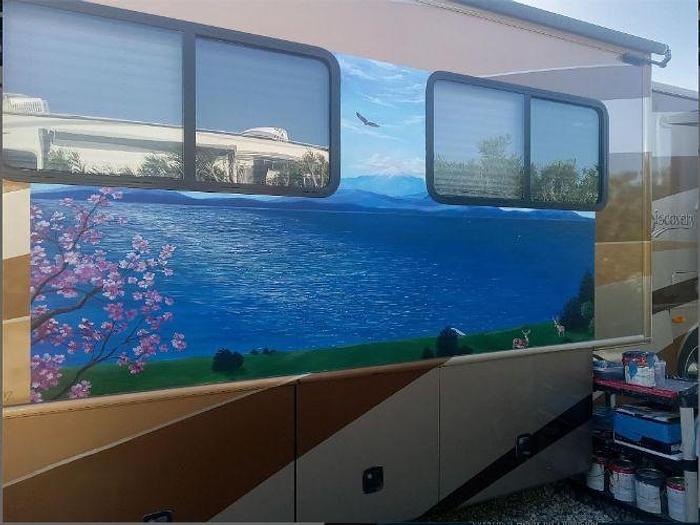 Used 2004 Fleetwood Discovery 39L