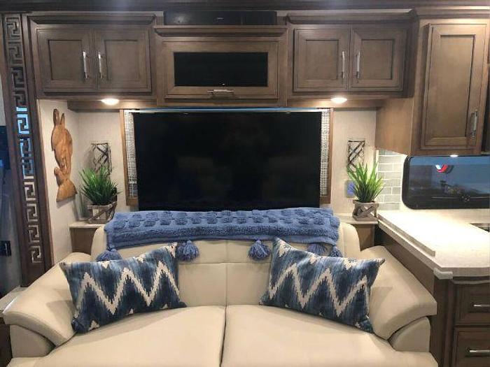 Used 2020 Newmar VENTANA 4037