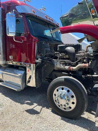 Used 2016 Freightliner Coronado