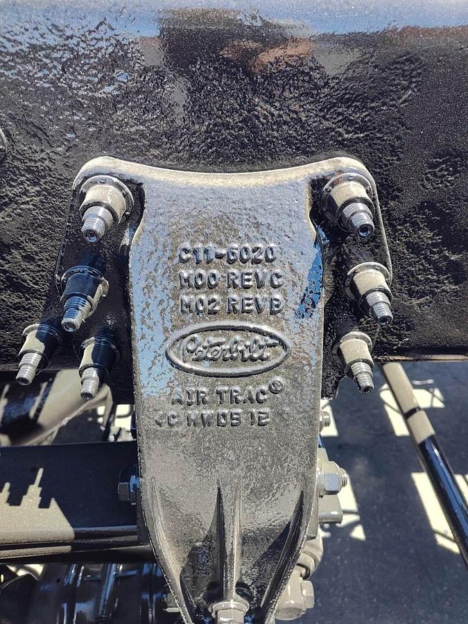 Used 2015 Peterbilt 389 Sleeper Semi Truck