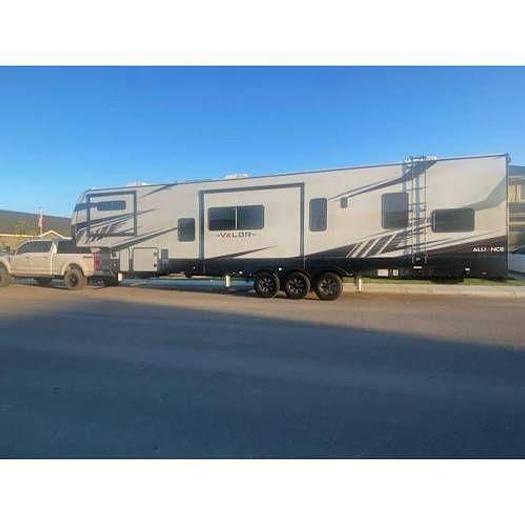 Used 2022 Alliance RV Valor 40V13