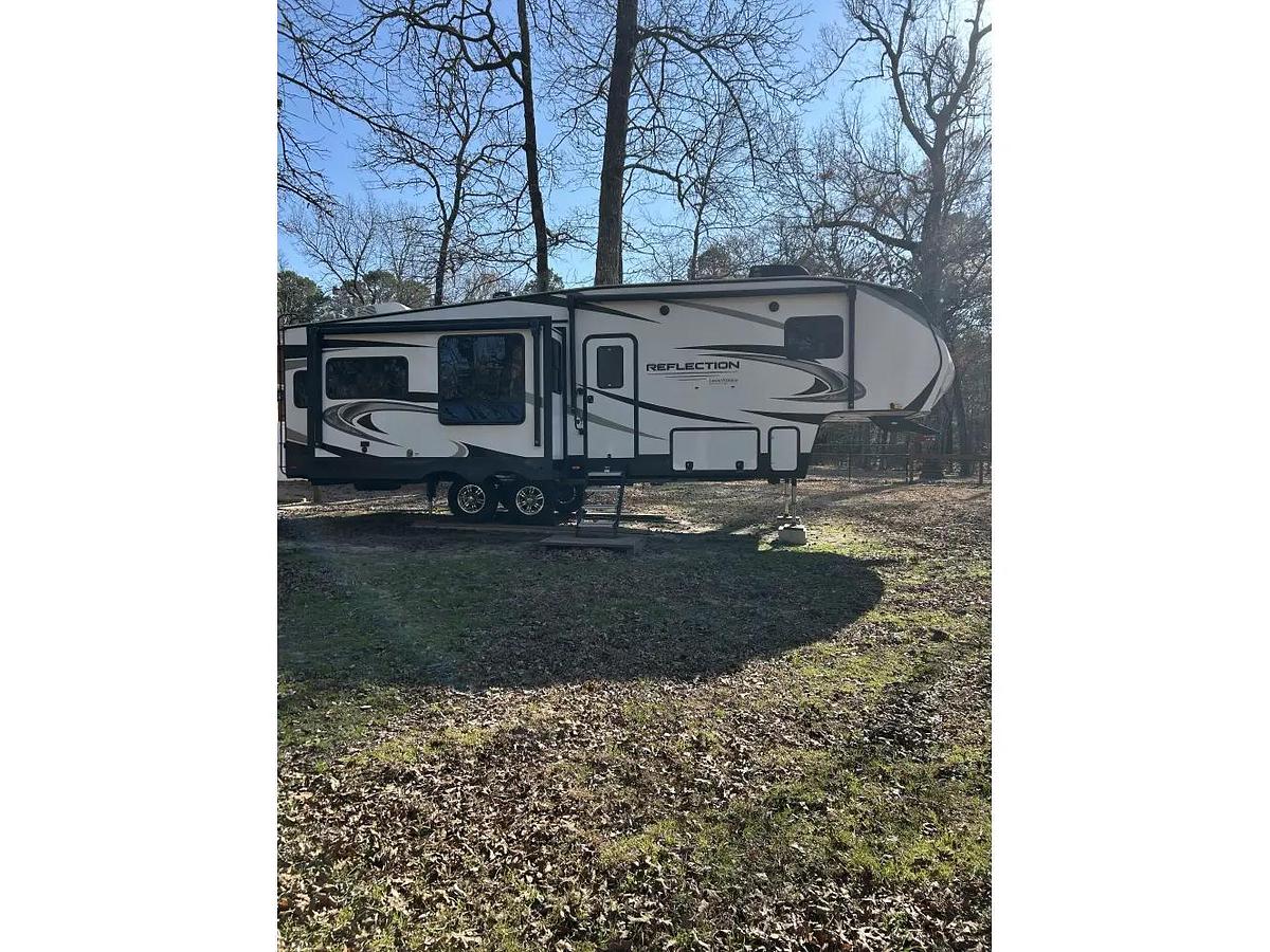 Used 2021 Grand Design Solitude 303RLS