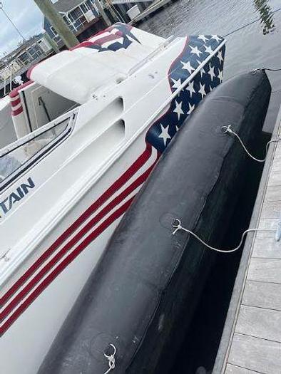 Used 2001 Fountain Lighting Powerboat with Trailer