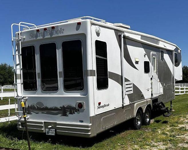 Used 2004 SunnyBrook Titan 31ft BWFS