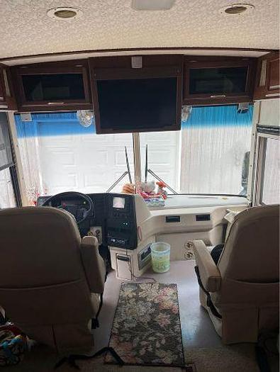 Used 2004 Winnebago Journey