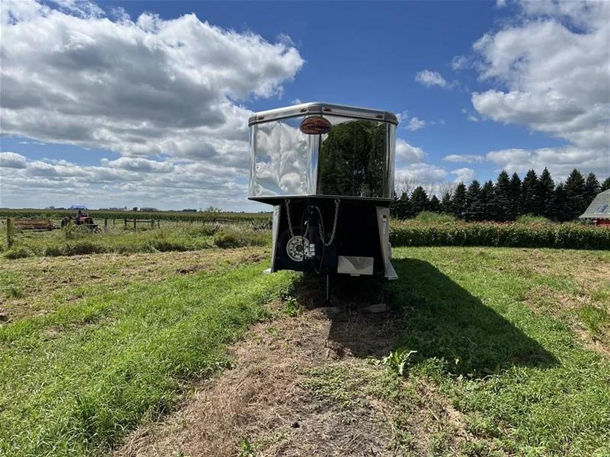 Used 2010 Sundowner Sunlite 720 6 Horse