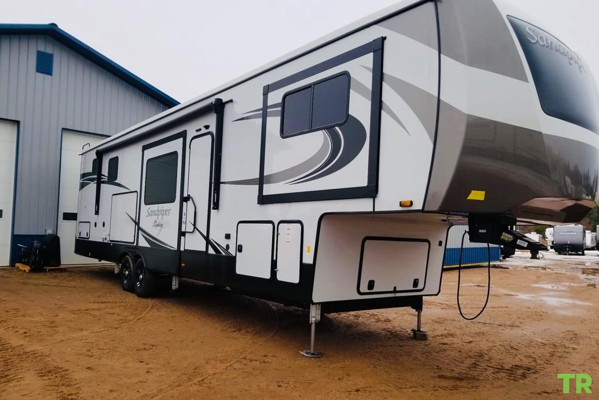 Used 2022 Forest River Sandpiper Luxury 391FLRB