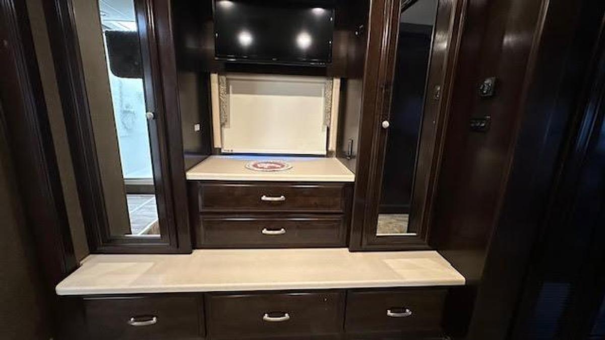 Used 2017 Thor Motor Coach Palazzo 36.1 Class A Motorhome