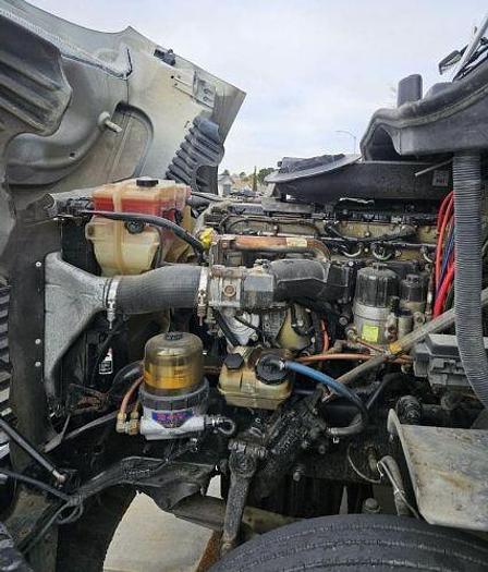 Used 2013 Freightliner Cascadia 125