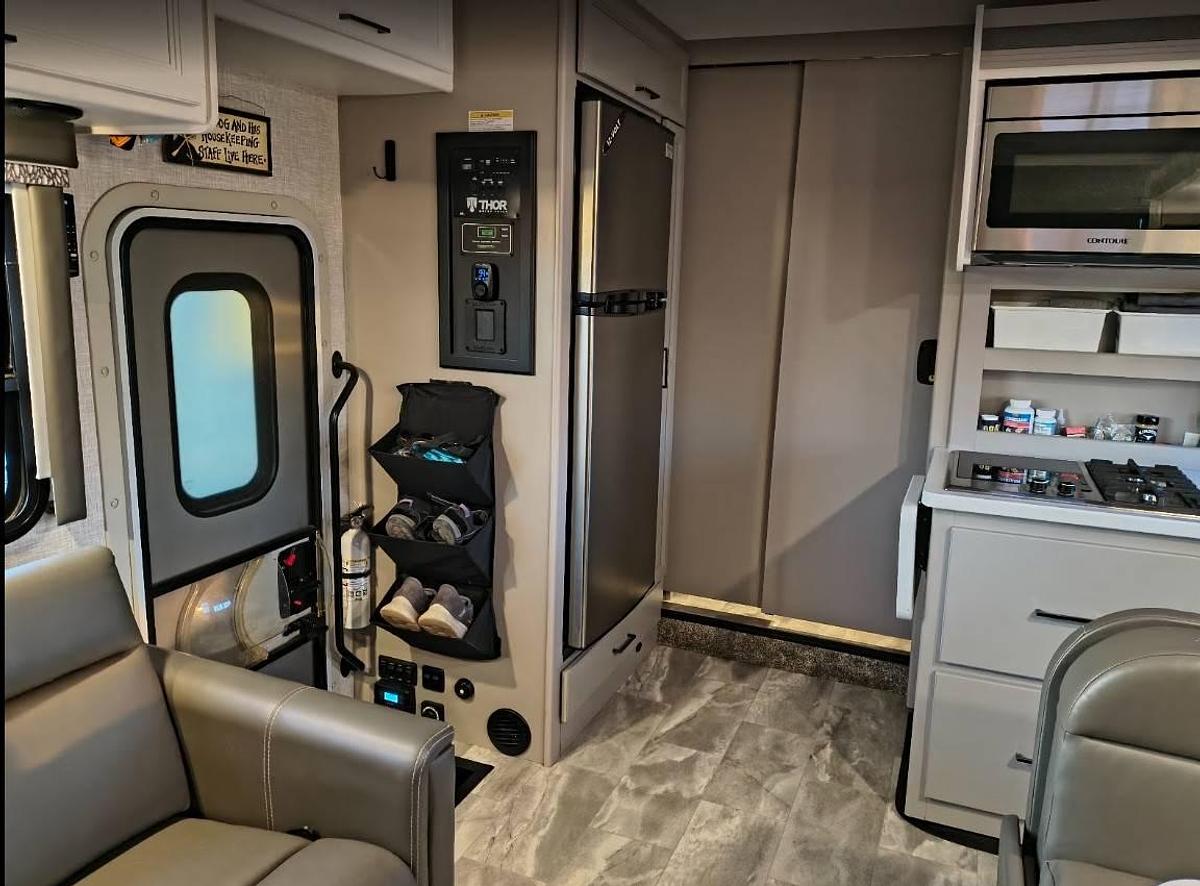 Used 2024 Thor Quantum KW29