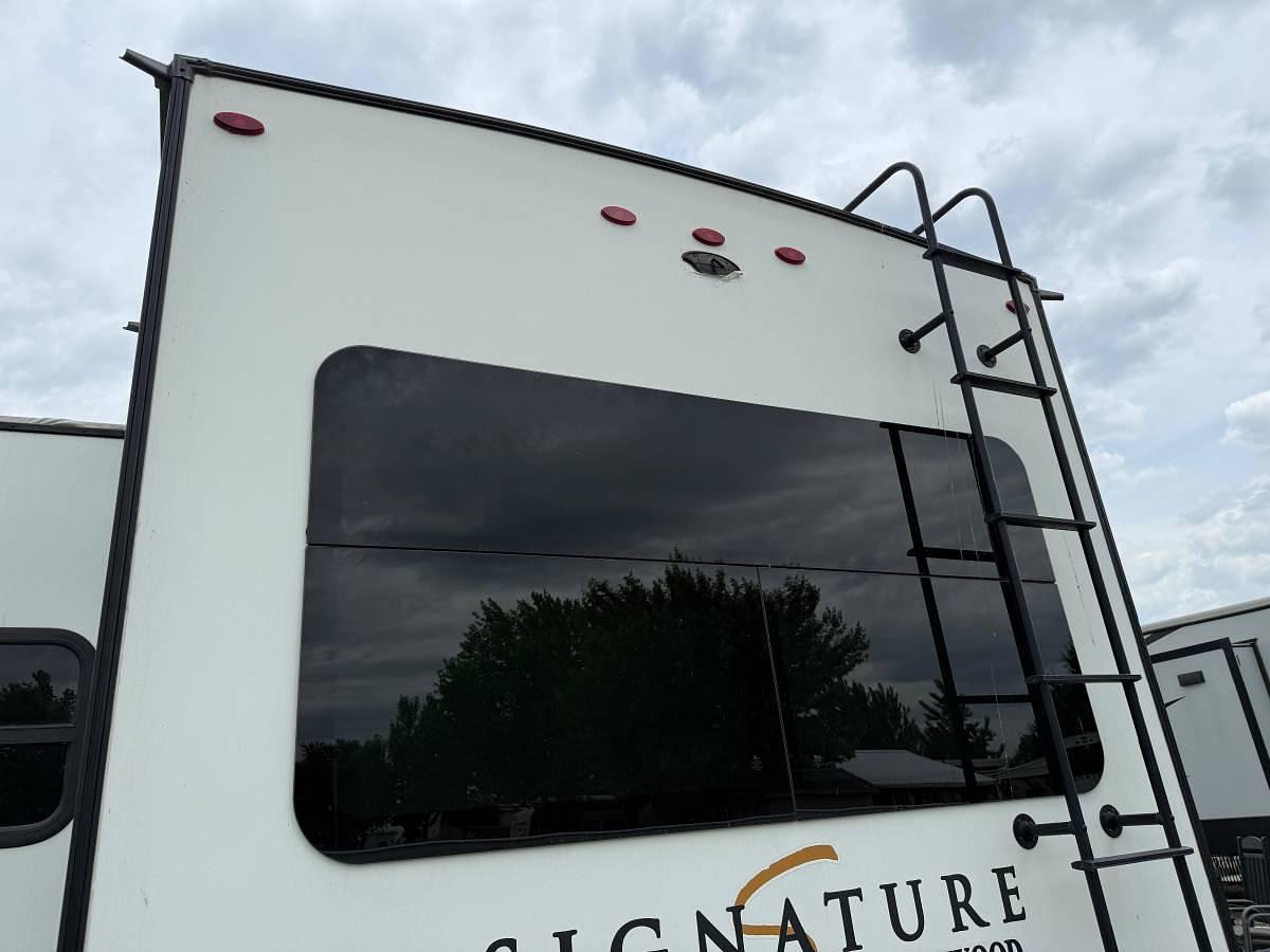 Used 2019 Forest River Rockwood Signature Ultra Lite 8299BS Fifth Wheel