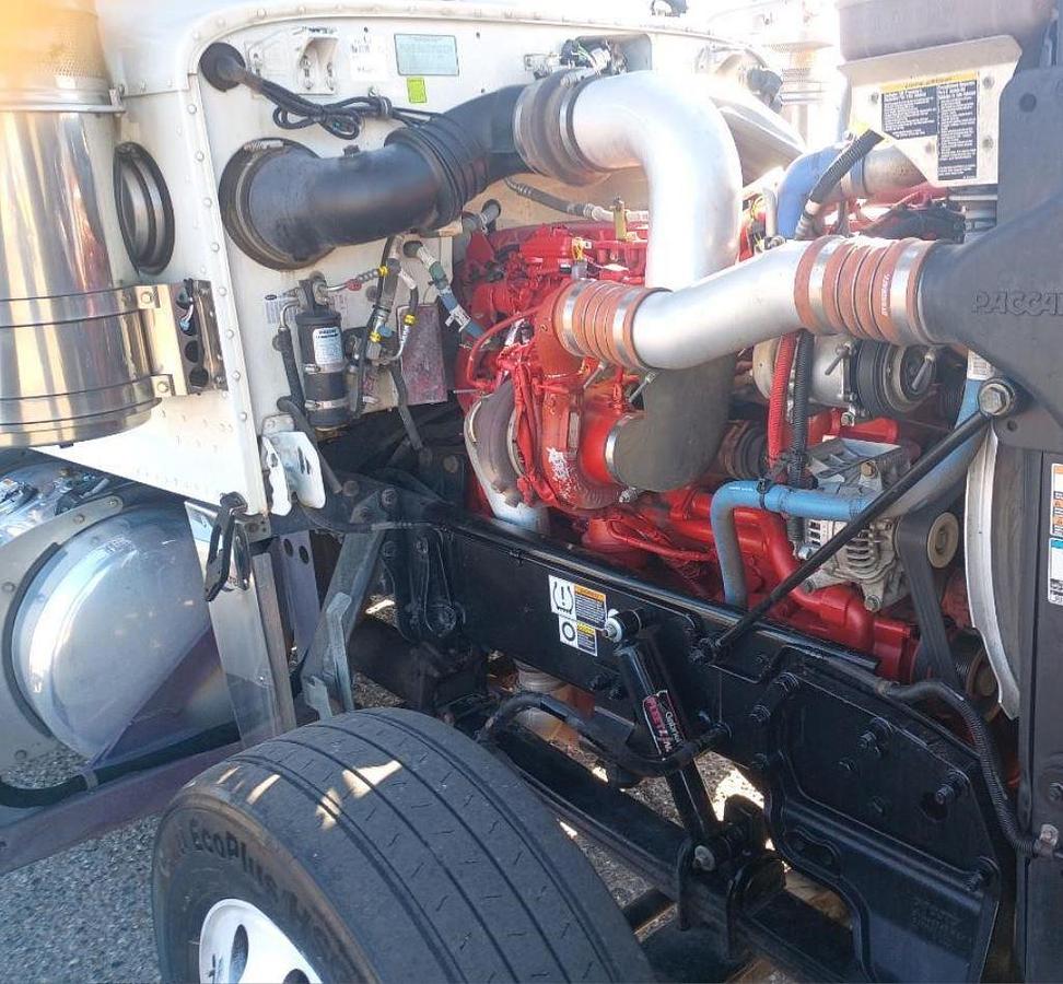 Used 2016 Peterbilt 389