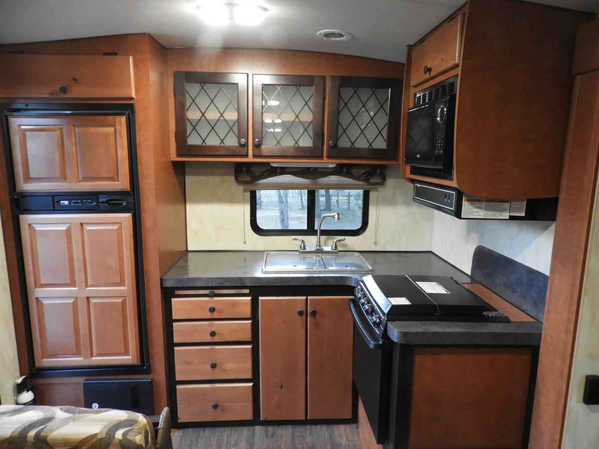 Used 2017 28 ft Northwood Snow River Rugged Lite