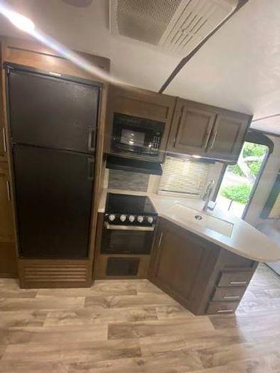 Used 2020 Keystone Cougar 27SABWE