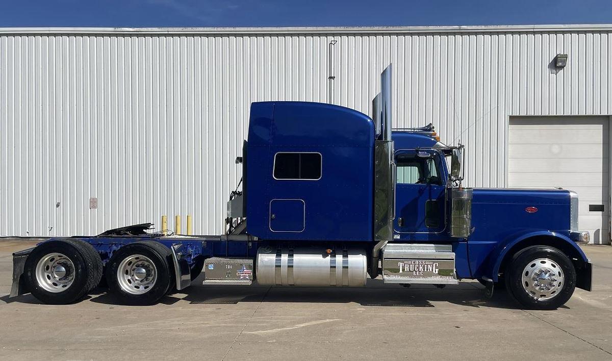 Used 2023 PETERBILT 389 & 2024 GREAT DANE ROLL TARP TRAILER