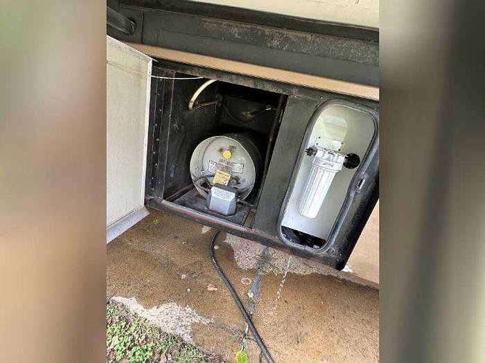 Used 2008 Holiday Rambler Neptune XL