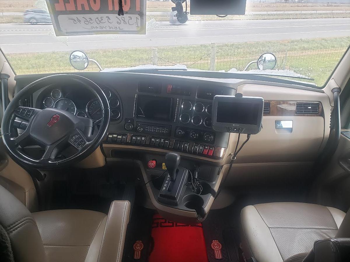 Used 2016 Kenworth T880 172" 2017 ARI SLPR Toterhome