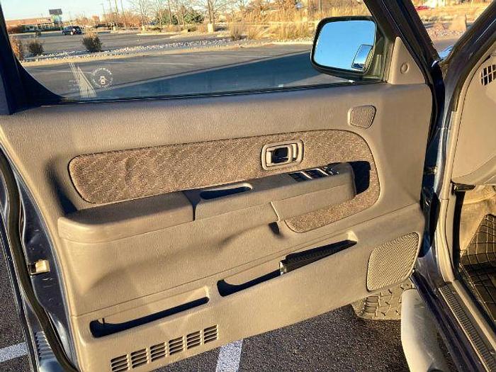 Used 2000 Nissan Xterra XE