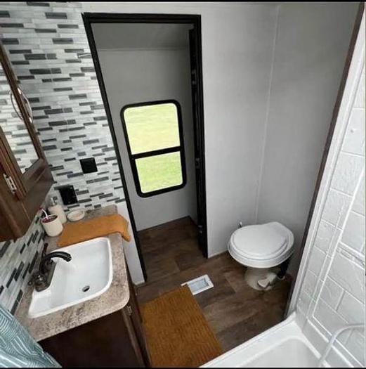 Used 2017 Forest River Salem Hemisphere Lite 372RD