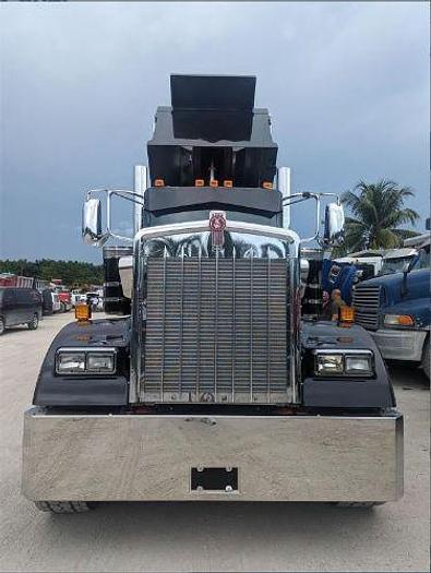 Used 2007 KENWORTH W900L Dump Truck