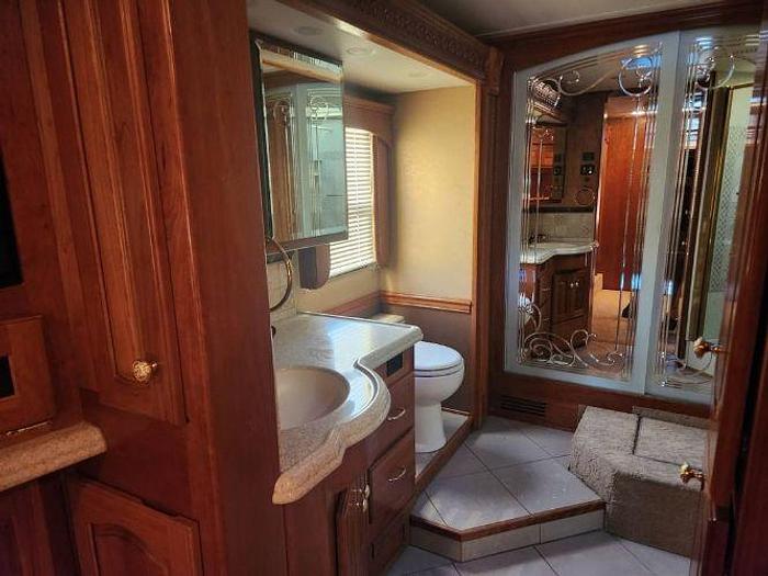 Used 2008 Monaco Signature Cambridge Custom