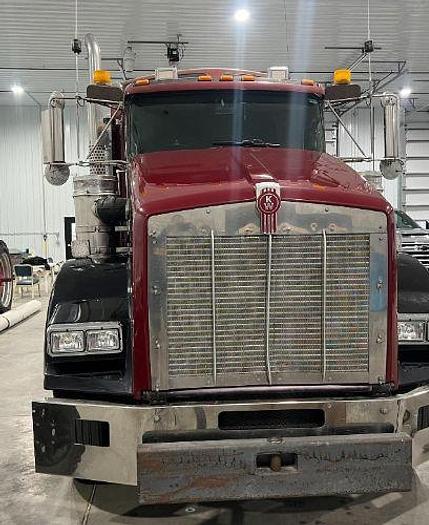 Used 2014 KENWORTH T800