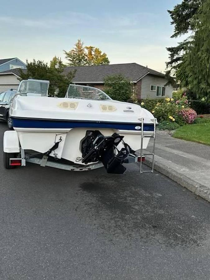 Used 2005 Bayliner 205